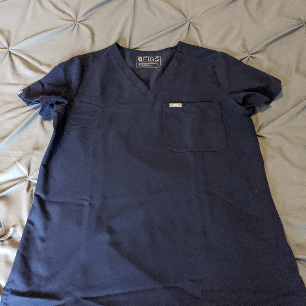 Figs Catarina scrub top